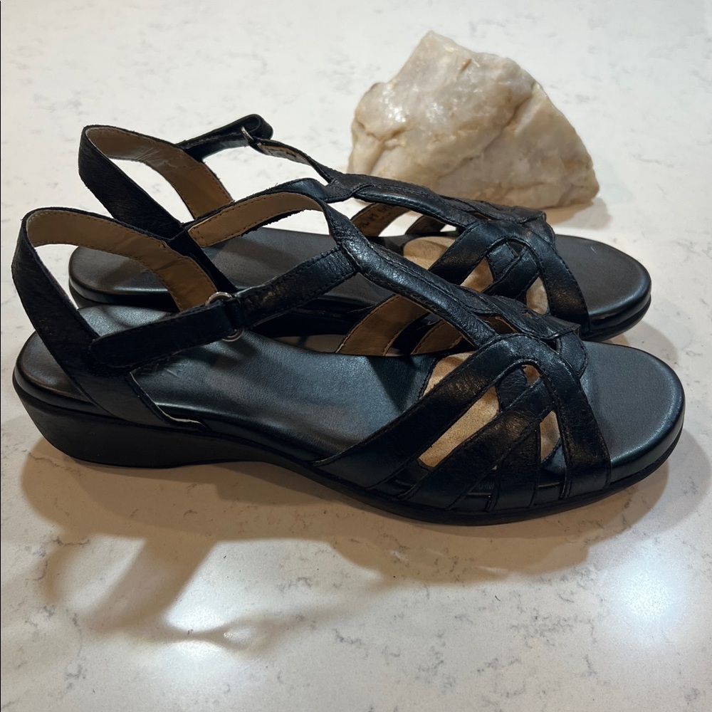 Naturalizer Black Womens Nella Leather Buckle Wedges Size 8.5 - Picture 10 of 16